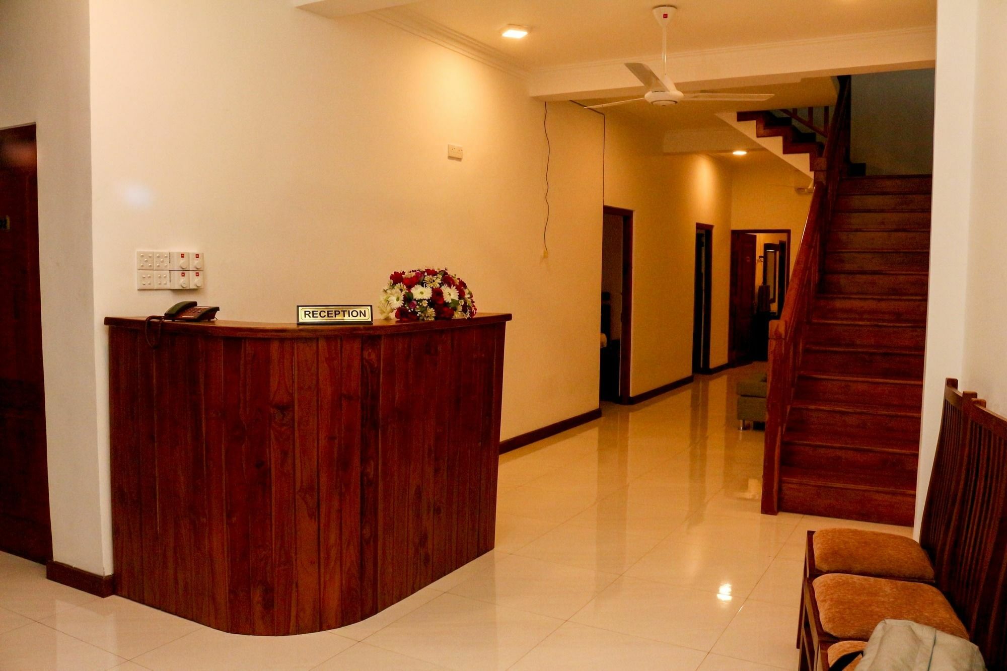 Vin Roma Inn Kandy Exterior photo